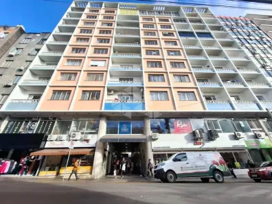 Apartamento com 3 Quartos para alugar, 94m² no Centro, Santa Maria