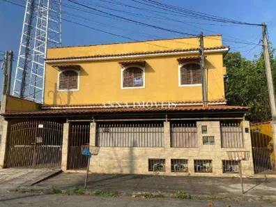 Apartamento com 2 Quartos para alugar, 72m² no Aero Clube, Volta Redonda