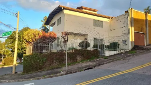 Sobrado com 4 Quartos à venda, 264m² no Jardim do Lago, Jundiaí