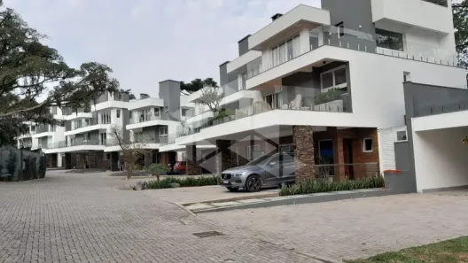 Casa de Condomínio com 3 Quartos para alugar, 330m² no Pedra Redonda, Porto Alegre