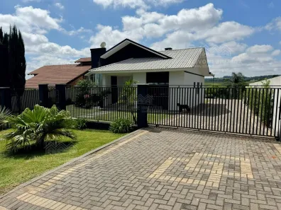 Casa com 3 Quartos à venda, 240m² no Colônia, Carambeí