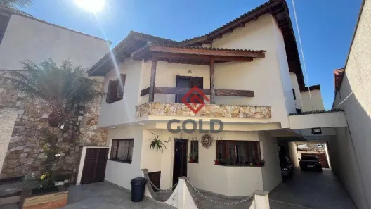 Sobrado com 4 Quartos para alugar, 495m² no Jardim, Santo André
