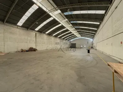 Galpão/Depósito/Armazém para alugar, 1600m² no Jardim Santa Maria, Jacareí