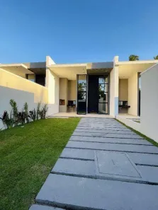 Casa com 3 Quartos à venda, 109m² no Mangabeira, Eusébio