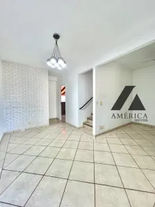 Sobrado com 3 Quartos à venda, 135m² no Despraiado, Cuiabá