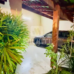 Casa com 3 Quartos à venda, 250m² no Granada, Uberlândia