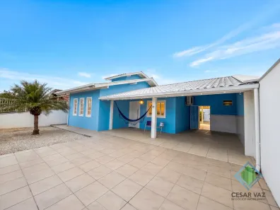 Casa com 3 Quartos à venda, 160m² no Praia de Fora, Palhoça