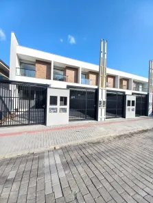 Sobrado com 2 Quartos à venda, 85m² no Costa e Silva, Joinville