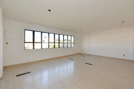 Sala Comercial à venda, 48m² no Azenha, Porto Alegre