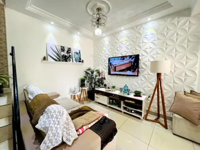 Sobrado com 2 Quartos à venda, 185m² no Jardim Columbia, Taubaté