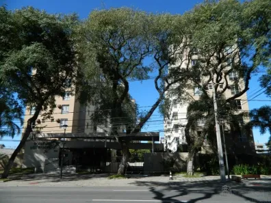 Apartamento com 2 Quartos para alugar, 70m² no Rebouças, Curitiba