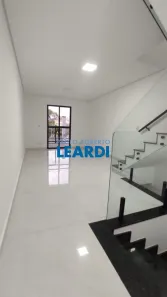 Sobrado com 3 Quartos à venda, 140m² no Vila Carrão, São Paulo