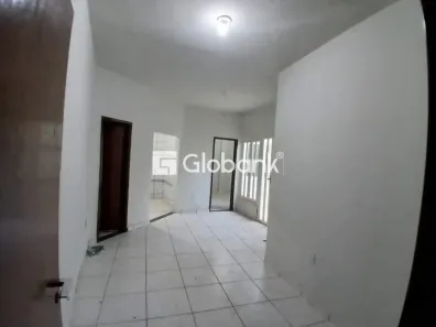 Apartamento com 2 Quartos à venda, 55m² no Canelas, Montes Claros