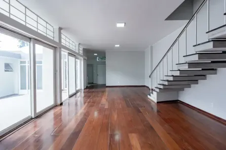 Imóvel Comercial com 8 Quartos à venda, 582m² no Jardim Hípico, São Paulo