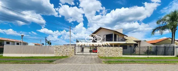 Casa com 5 Quartos à venda, 436m² no Brejatuba, Guaratuba