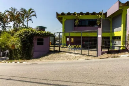Prédio Comercial para alugar, 2000m² no Jardim Regina Alice, Barueri
