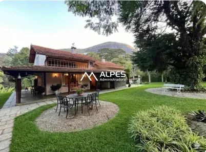 Casa com 4 Quartos à venda, 438m² no Parque do Imbui, Teresópolis
