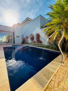 Casa com 3 Quartos para alugar, 300m² no Aeroporto, Araçatuba