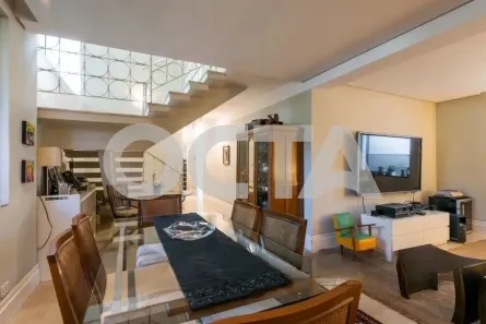 Casa com 3 Quartos para alugar, 266m² no Mont Serrat, Porto Alegre
