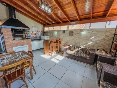 Casa de Condomínio com 4 Quartos à venda, 144m² no Sarandi, Porto Alegre