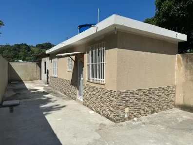 Casa com 1 Quarto à venda, 50m² no Jardim Primavera, Duque de Caxias