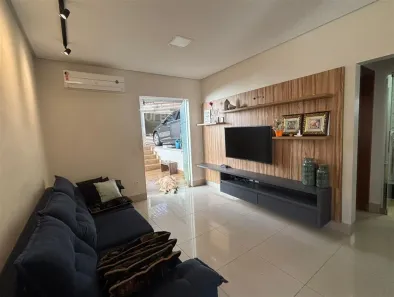 Casa com 2 Quartos à venda, 150m² no Feliz, Goiânia