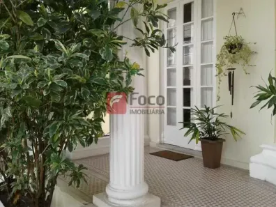 Casa com 8 Quartos à venda, 286m² no Flamengo, Rio de Janeiro