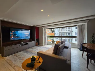 Apartamento com 2 Quartos à venda, 105m² no Centro, Florianópolis