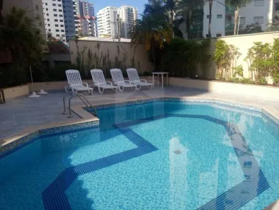 Apartamento com 4 Quartos à venda, 208m² no Fundinho, Uberlândia