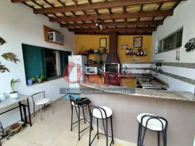 Casa com 3 Quartos à venda, 260m² no Jardim Primavera, Caraguatatuba
