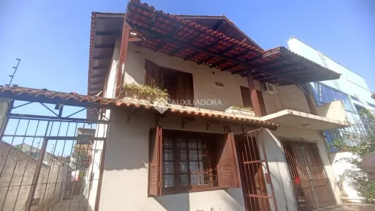 Sobrado com 3 Quartos à venda, 268m² no Parque Santa Fé, Porto Alegre
