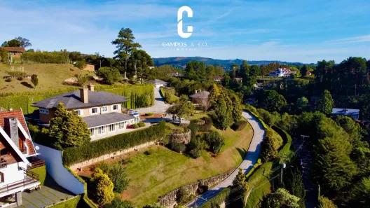Casa com 4 Quartos à venda, 670m² no Alto do Capivari, Campos do Jordão