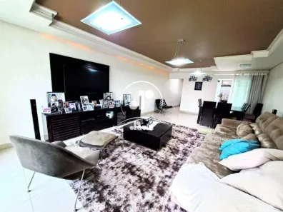 Sobrado com 4 Quartos à venda, 320m² no Vila Guiomar, Santo André