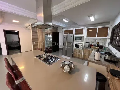 Casa de Condomínio com 3 Quartos para alugar, 380m² no Ariribá, Balneário Camboriú