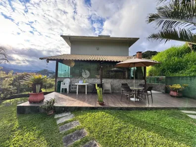 Casa com 3 Quartos à venda, 250m² no Tijuca, Teresópolis