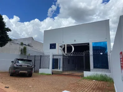 Galpão/Depósito/Armazém para venda ou aluguel, 650m² no Andes, Londrina