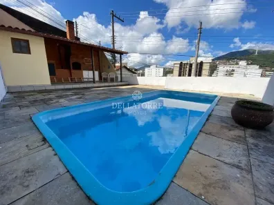 Casa com 5 Quartos à venda, 287m² no Panorama, Teresópolis