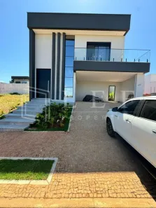 Casa de Condomínio com 6 Quartos à venda, 246m² no Jardim Maria Izabel, Marília