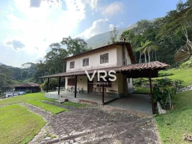 Casa de Condomínio com 3 Quartos à venda, 143m² no Três Córregos, Teresópolis