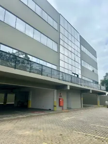 Prédio Comercial para alugar, 2200m² no Vila Santo Antônio, Cotia
