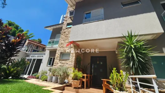 Sobrado com 4 Quartos à venda, 251m² no Jardim da Serra, Jundiaí