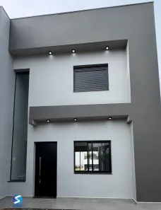 Sobrado com 2 Quartos à venda, 120m² no Mário Quintana, Porto Alegre