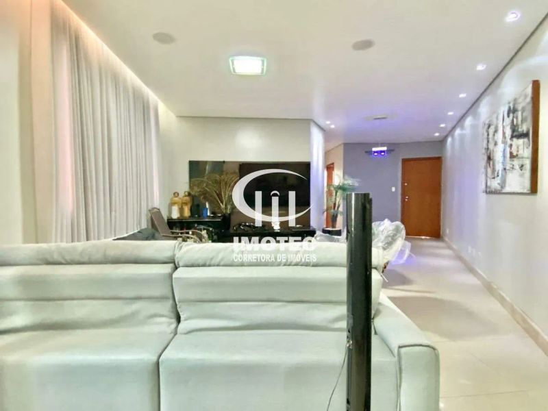 Apartamento com 3 quartos — Jaraguá, Belo Horizonte