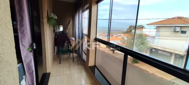 Sobrado com 5 Quartos à venda, 260m² no Jardim Alvorada, Cravinhos