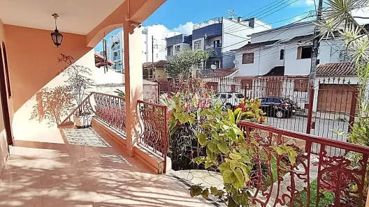 Casa com 5 Quartos à venda, 421m² no Teixeiras, Juiz de Fora