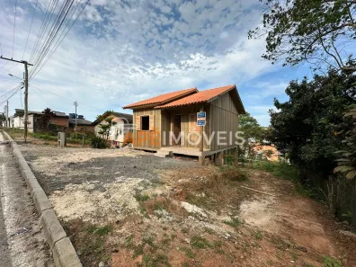 Casa com 2 Quartos para alugar, 65m² no Ana Maria, Criciúma