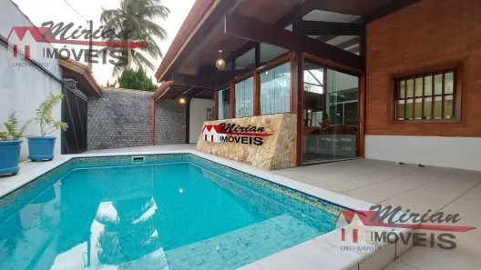 Casa com 4 Quartos à venda, 250m² no Parque Turistico, Peruíbe