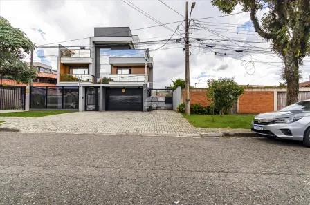 Sobrado com 3 Quartos à venda, 160m² no Jardim das Américas, Curitiba