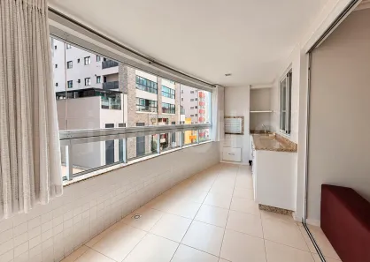 Apartamento com 3 Quartos para alugar, 120m² no Centro, Balneário Camboriú