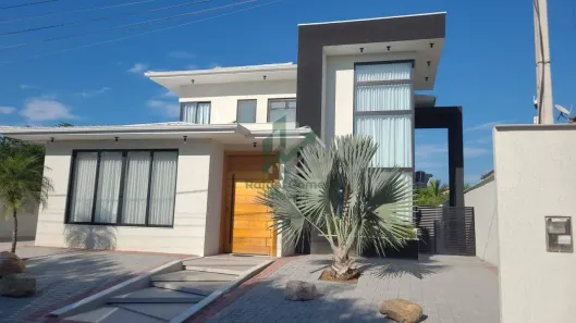 Casa com 4 Quartos à venda, 209m² no Caravelas, Armação dos Búzios